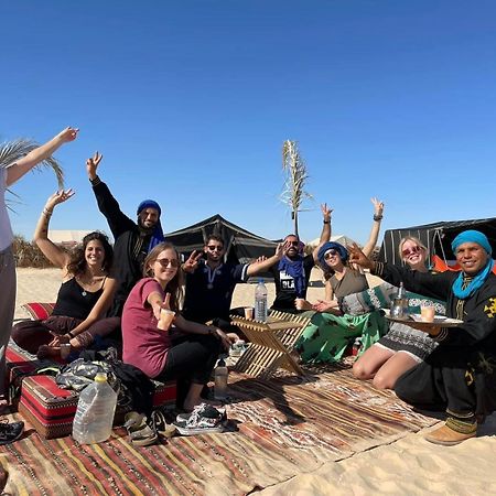 Luxury Camp Dunes Insolites Sabria Exterior photo