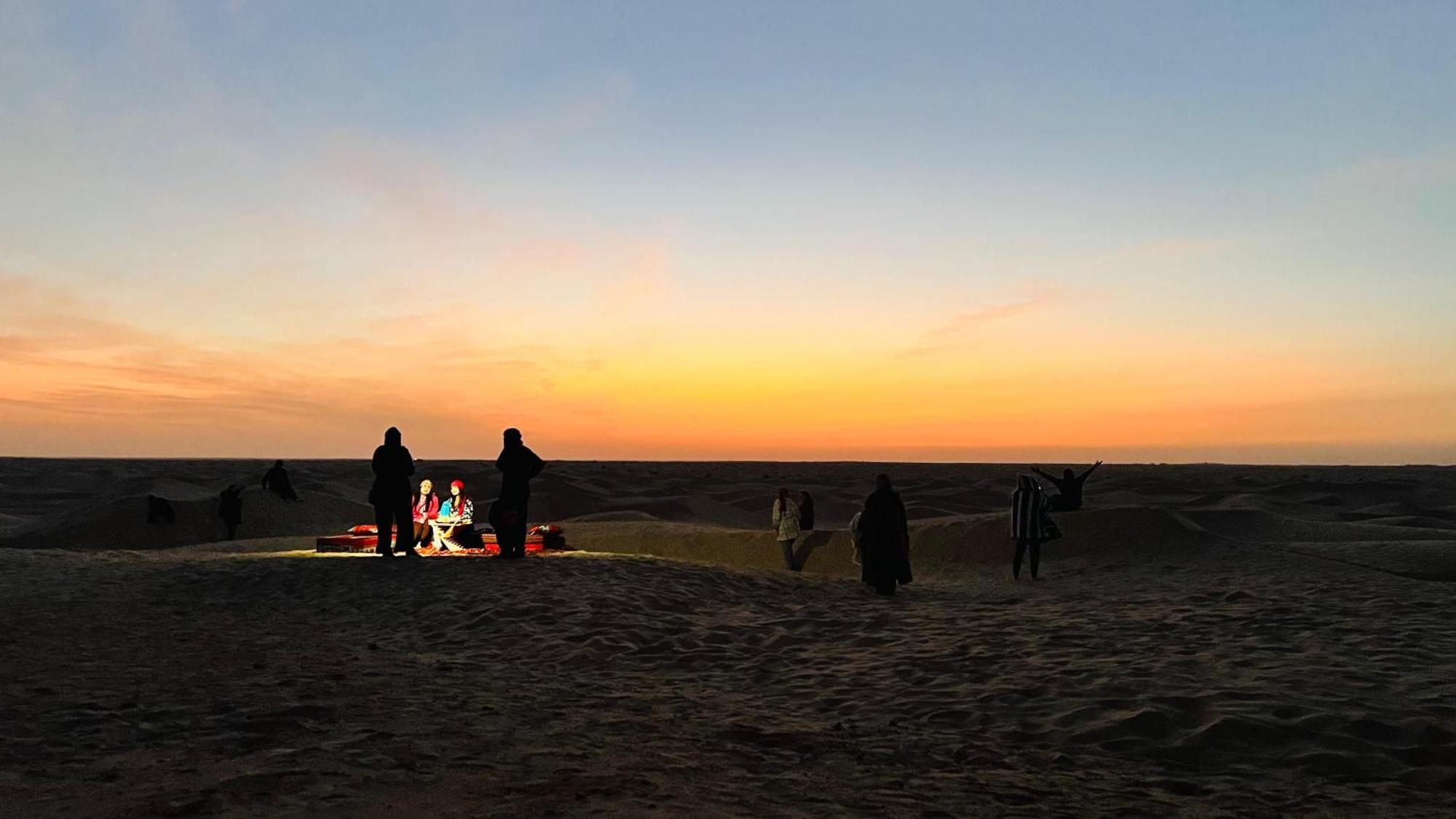 Luxury Camp Dunes Insolites Sabria Exterior photo