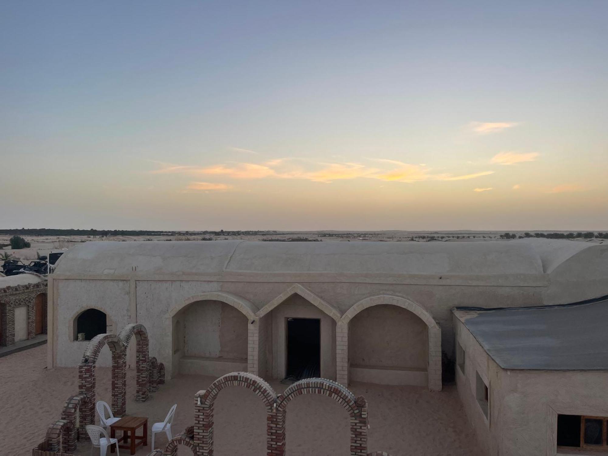 Luxury Camp Dunes Insolites Sabria Exterior photo
